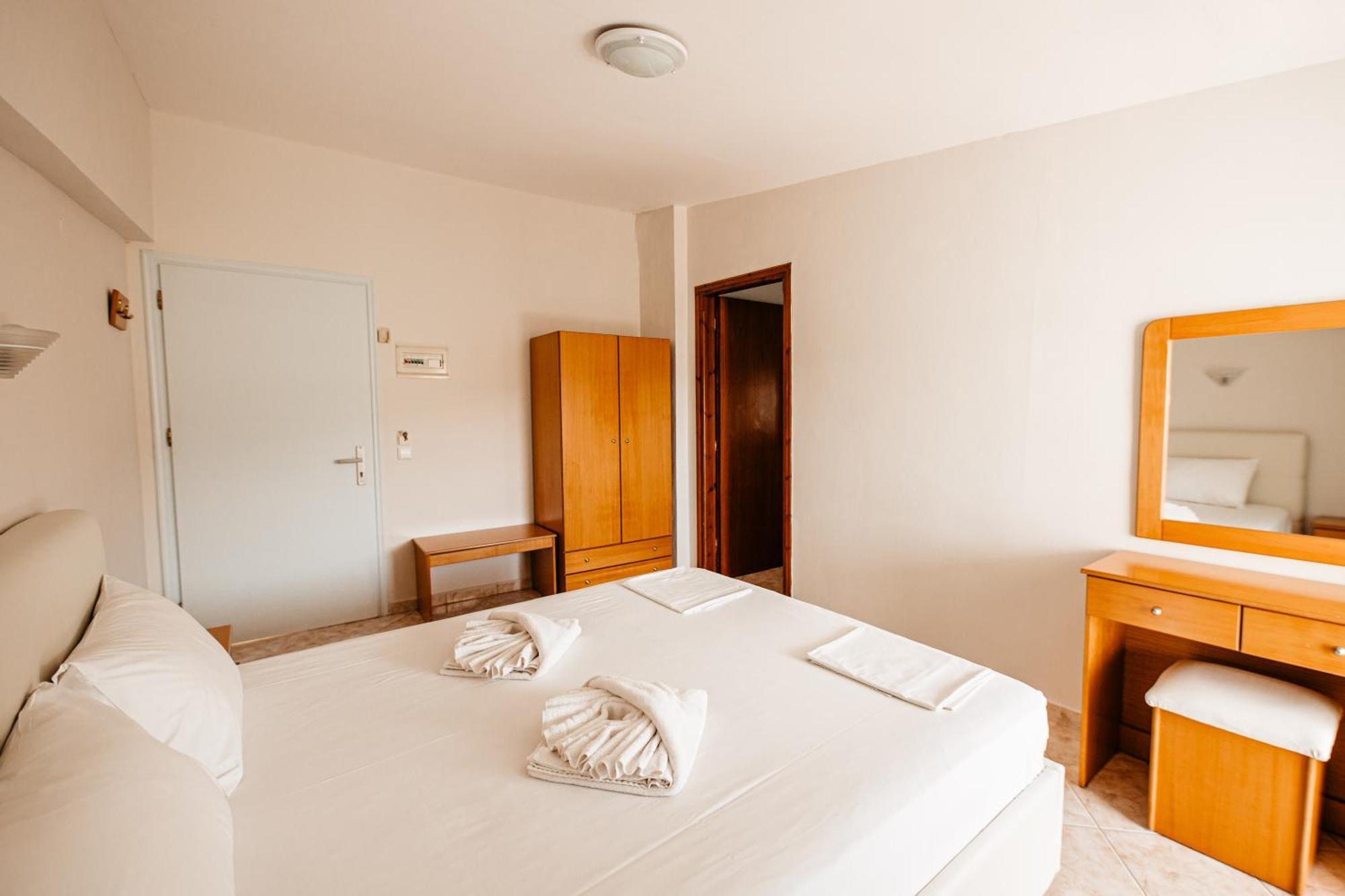 Hotel Marialena Потос Экстерьер фото