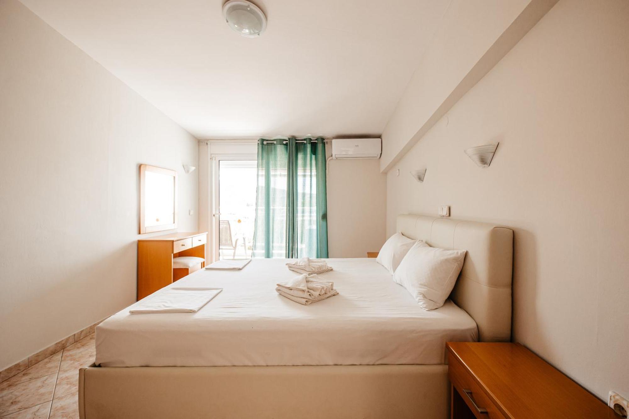 Hotel Marialena Потос Экстерьер фото