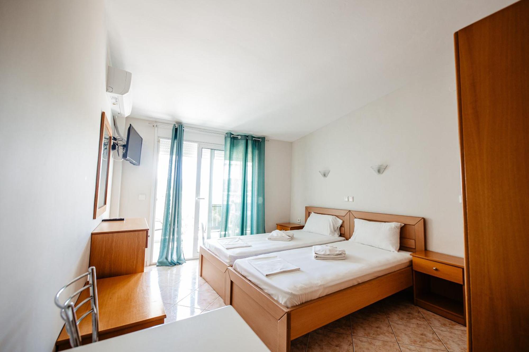 Hotel Marialena Потос Экстерьер фото