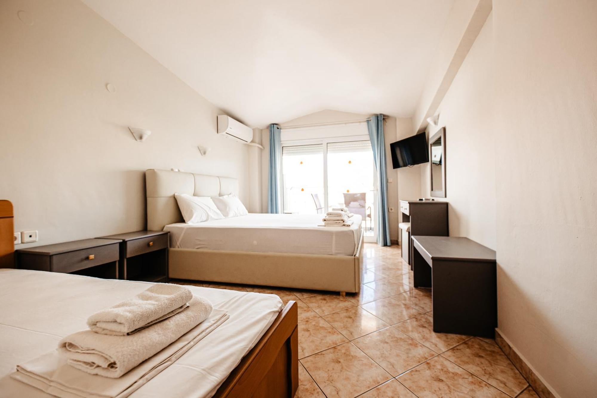 Hotel Marialena Потос Экстерьер фото
